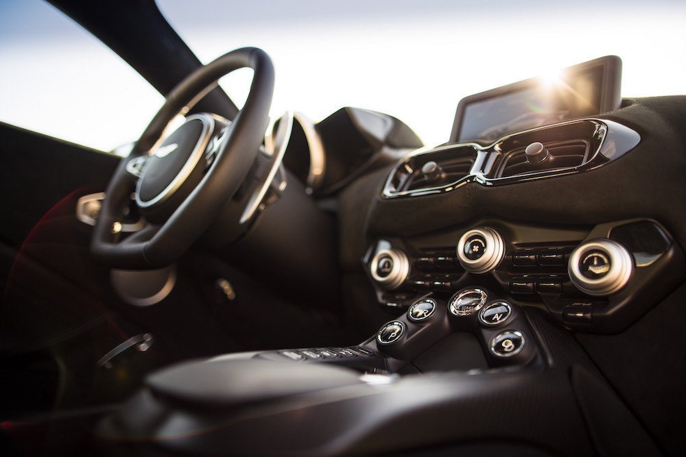 Aston Martin Vantage.