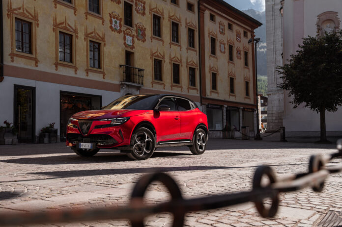 Junior_Cortina_NOLogoMico_M-10