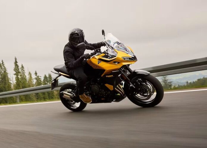 Triumph Tiger Sport 800